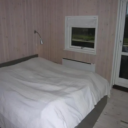 Three-bedroom Holiday In Haarby * Hårby