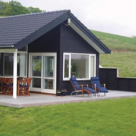 Vakantiehuis Three-bedroom Holiday In Haarby *