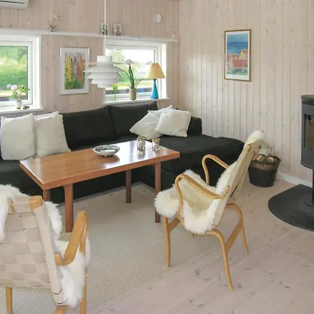 Three-bedroom Holiday In Haarby Vakantiehuis *