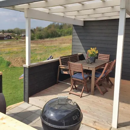 Vakantiehuis Three-bedroom Holiday In Haarby Hårby